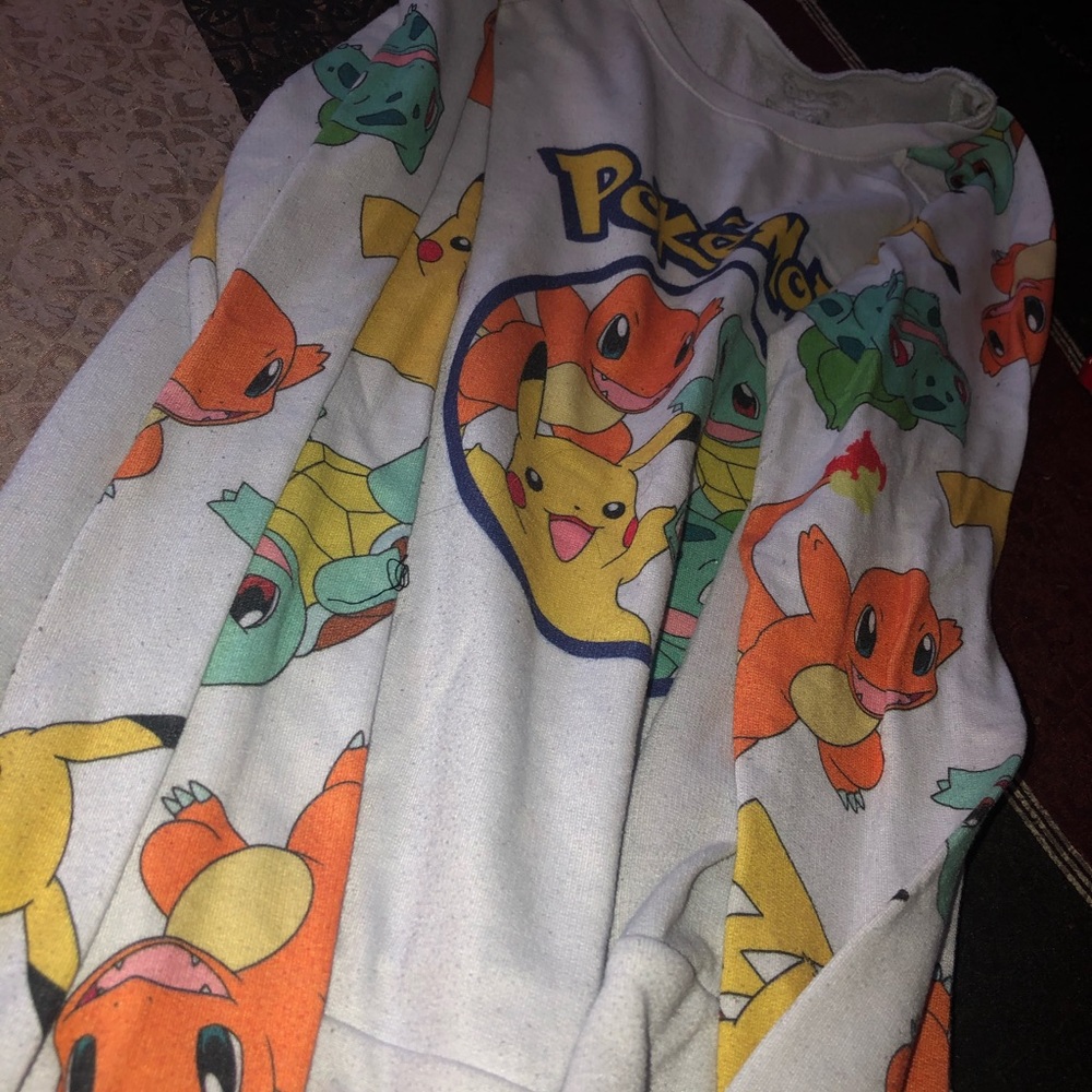 pokémon sweater